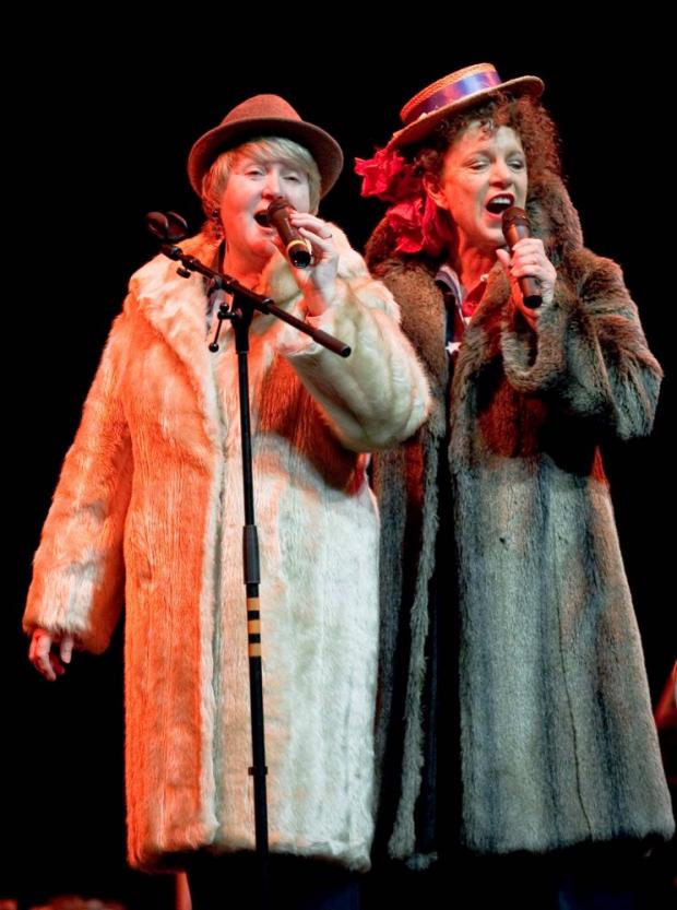 The Forces Sweethearts to perform at the Harlequin Theatre