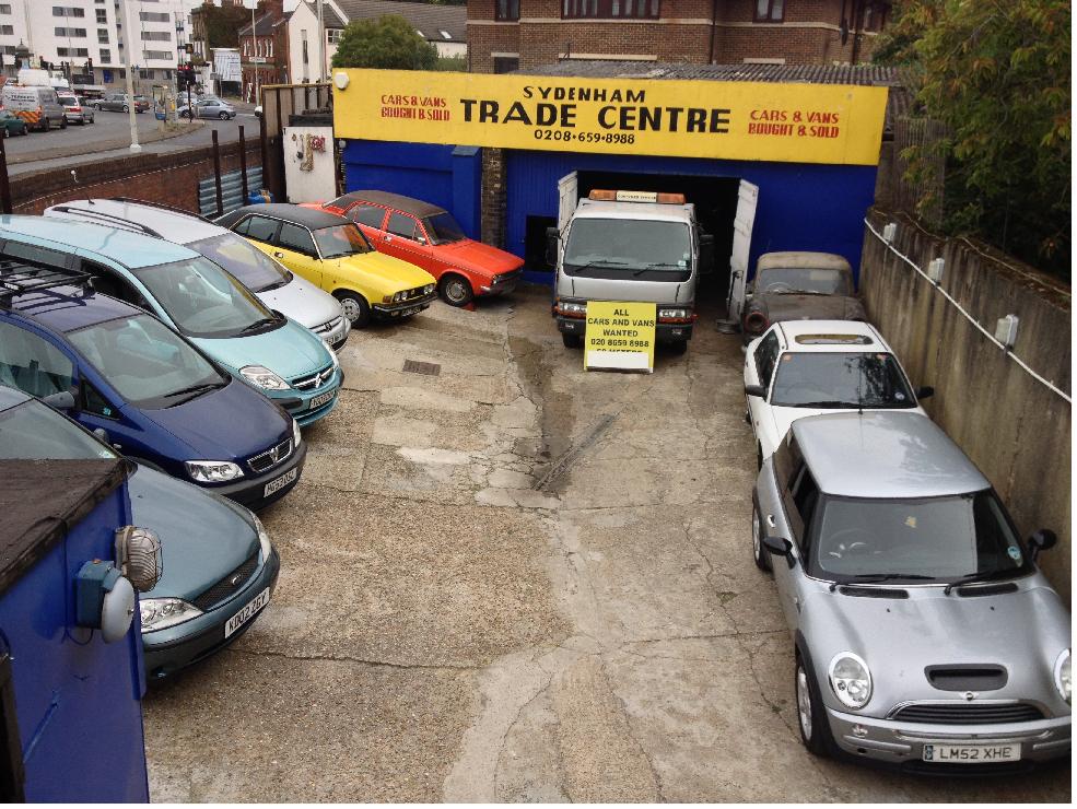 R & P CAR SALES