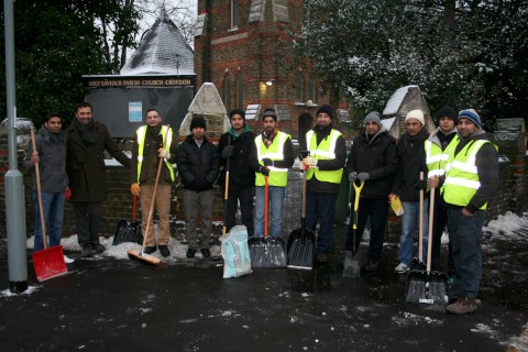 Members of the Ahmadiyya Muslim Youth Association