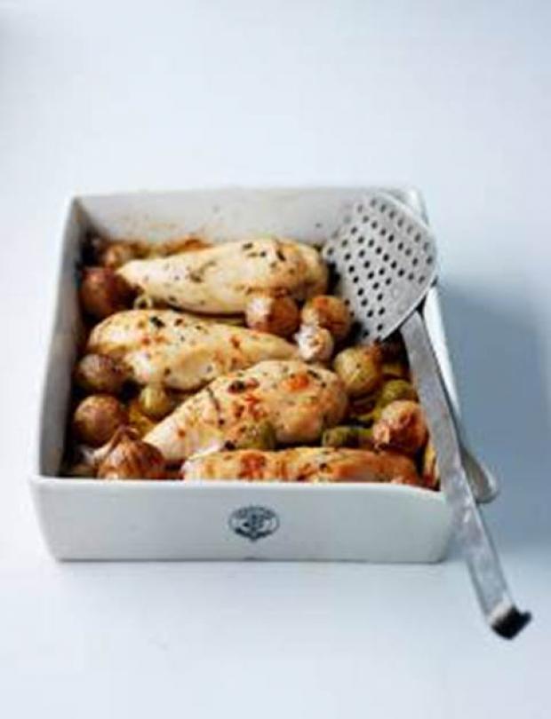 Recipe: Chicken baked with shallots, olives and thyme