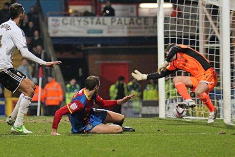 Streatham Guardian: Glenn Murray fires past Bristol City keeper Tom Heaton to put Palace in front Streatham Guardian: Glenn Murray fires past Bristol City keeper Tom Heaton to put Palace in front