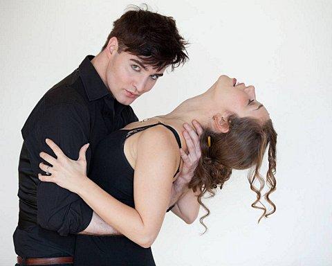 Jos Vantyler, as Dracula and Beatrice Rose
