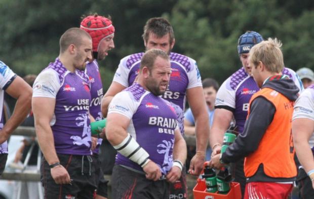 Streatham Guardian: Ready: Peter Edwards, centre, is facing his old friends this weekend Streatham Guardian: Ready: Peter Edwards, centre, is facing his old friends this weekend