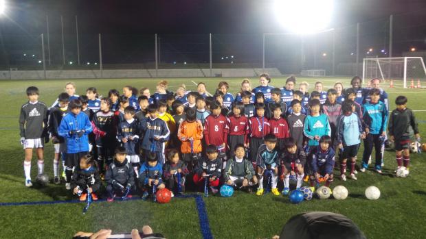 Streatham Guardian: Children aged between six and 12 joined the Chelsea Ladies squad for training sessions Streatham Guardian: Children aged between six and 12 joined the Chelsea Ladies squad for training sessions
