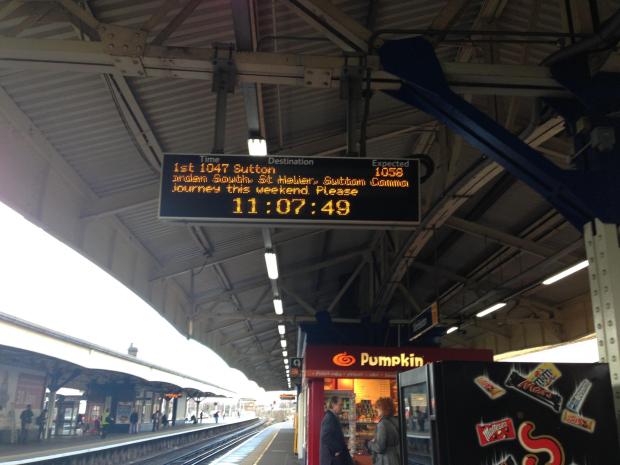 Streatham Guardian: Signs advertising the delays are unclear Streatham Guardian: Signs advertising the delays are unclear