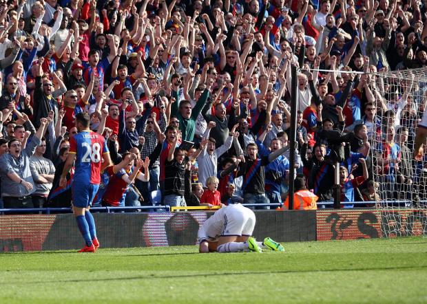 Streatham Guardian: Whoops: John Terry has that sinking feeling after putting past his own keeper in Palace's 1-0 win over Chelsea DeadlinePix: SP81788-02 Streatham Guardian: Whoops: John Terry has that sinking feeling after putting past his own keeper in Palace's 1-0 win over Chelsea DeadlinePix: SP81788-02