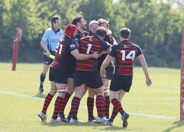 Streatham Guardian: Celebrate: Sam Knight celebrates a Twickenham first half try Streatham Guardian: Celebrate: Sam Knight celebrates a Twickenham first half try