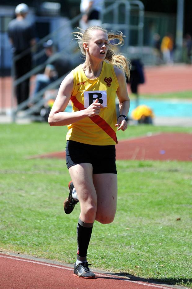 Streatham Guardian: Winner: Emma Headley en route to taking the tape in the 800m at Wimbledon Park All pictures: SP81990 Streatham Guardian: Winner: Emma Headley en route to taking the tape in the 800m at Wimbledon Park All pictures: SP81990