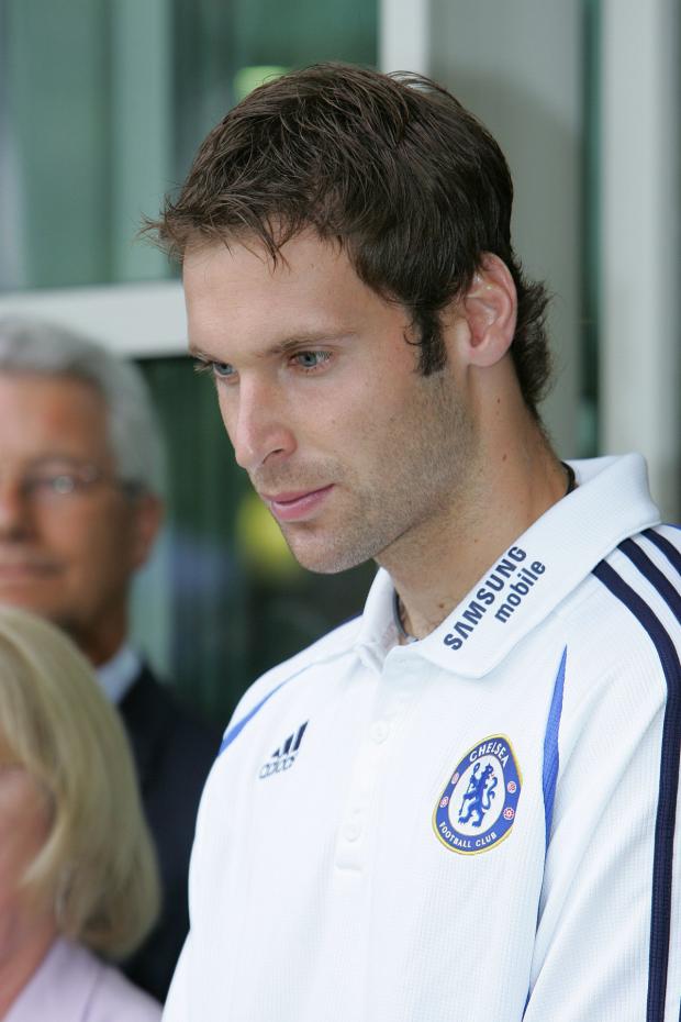 Streatham Guardian: Ready for combat: Chelsea keeper Petr Cech Streatham Guardian: Ready for combat: Chelsea keeper Petr Cech
