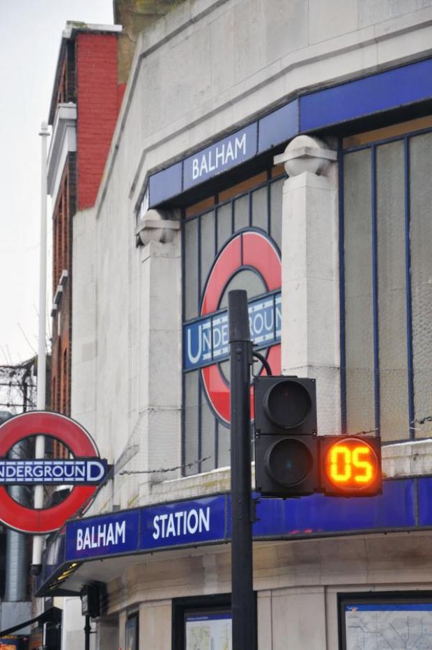 Streatham Guardian: The countdown timer at the diagonal crossing in Balham Streatham Guardian: The countdown timer at the diagonal crossing in Balham