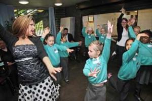 Woodmansterne Primary pupils learn some new dance moves